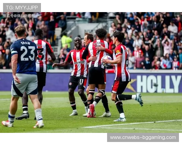 曼联主场一球惜败布伦特福德遭争议判罚高层要求英超裁判组给出解释